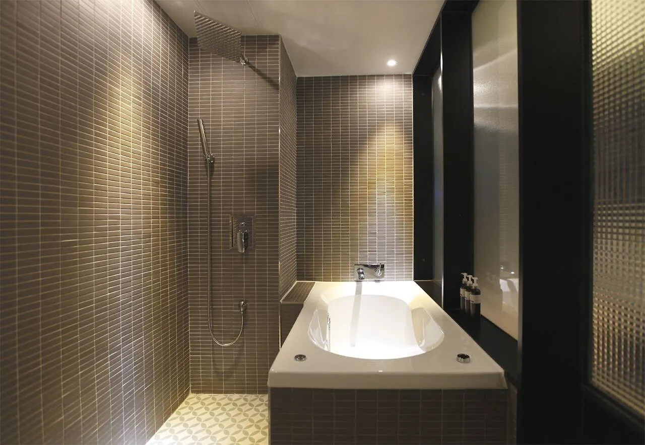 **  Hound Hotel Nampo Busan South Korea